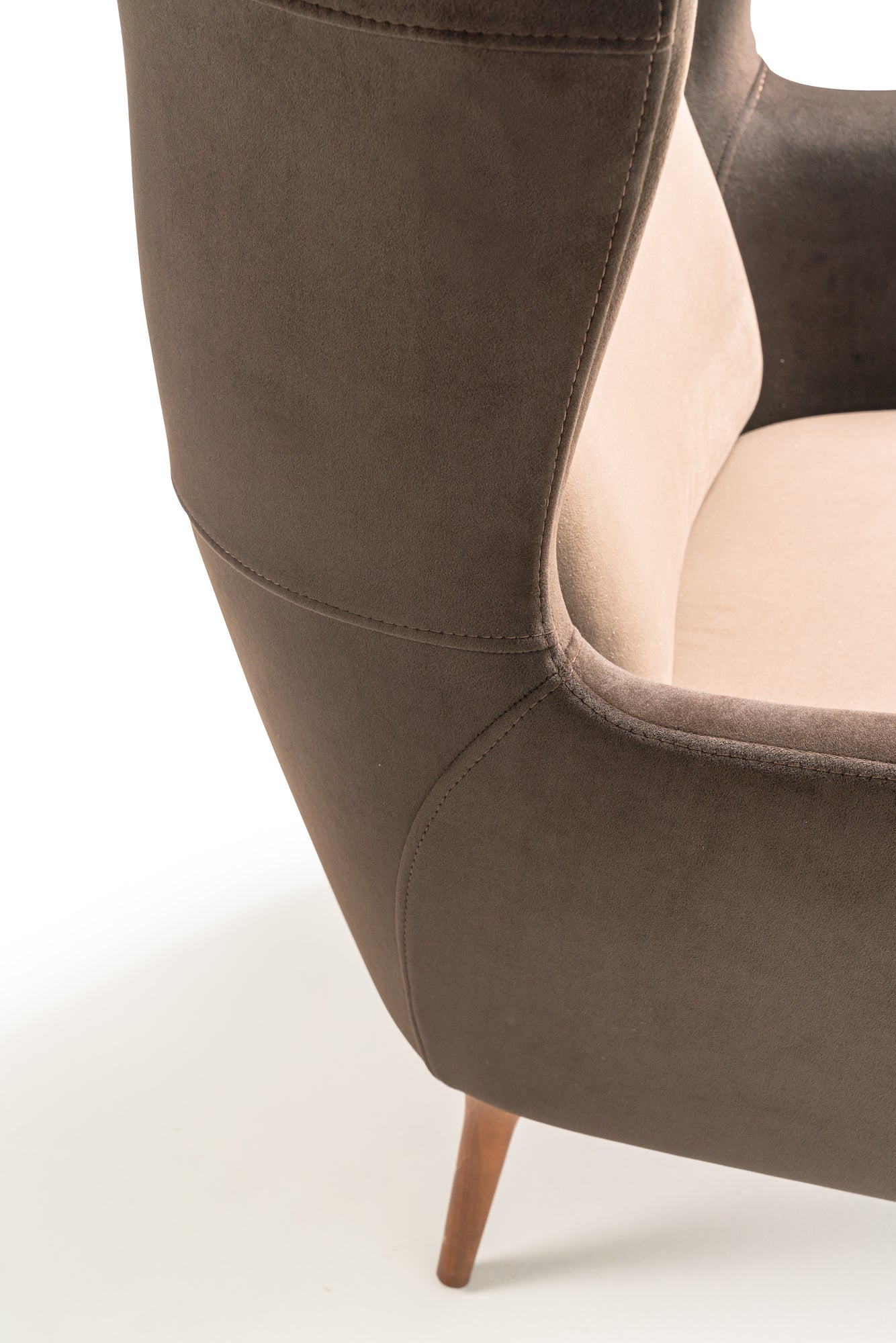 Barona Armchair