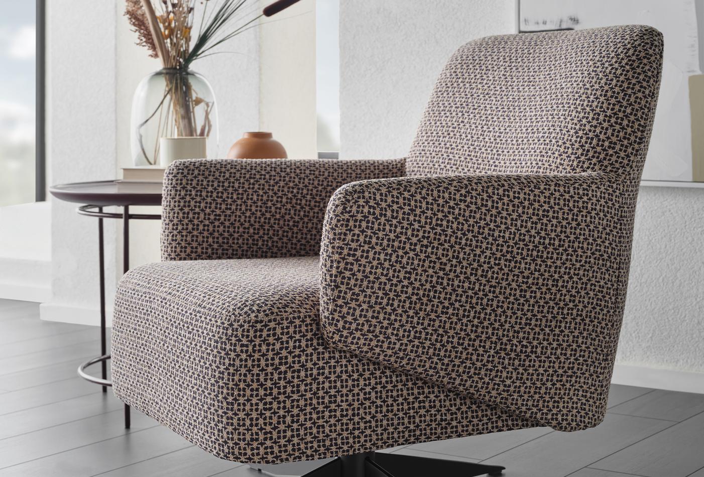 Parma Swivel Chair