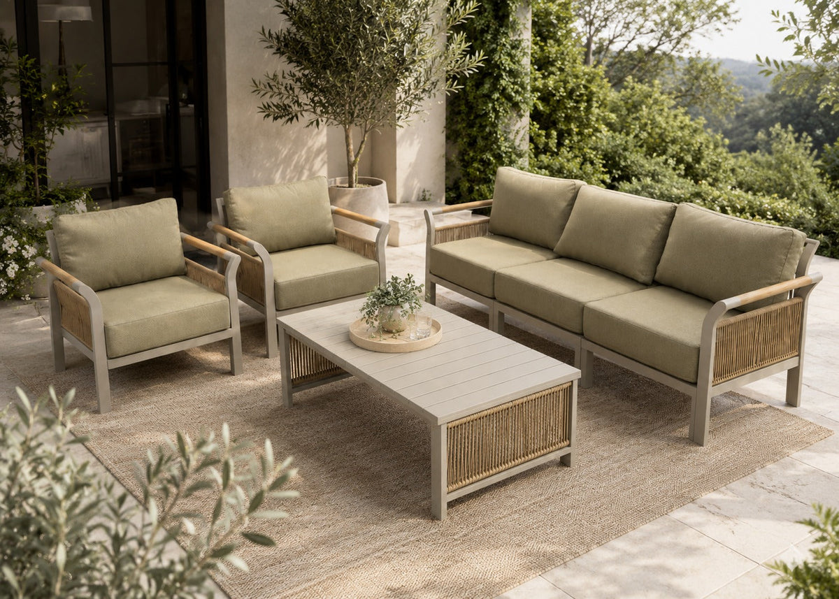How to Choose Outdoor Furniture for Balconies | 2026 Guide