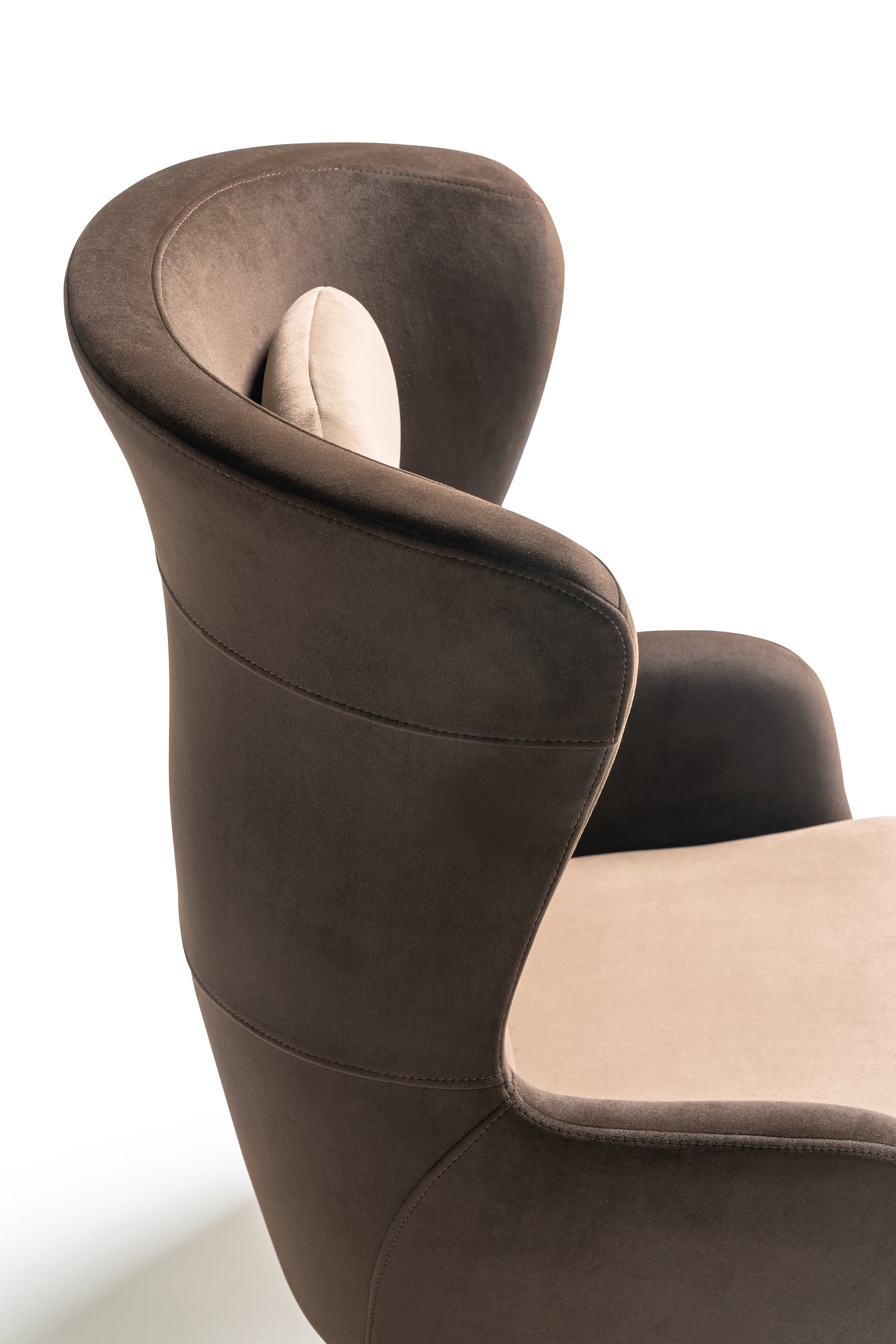 Barona Armchair