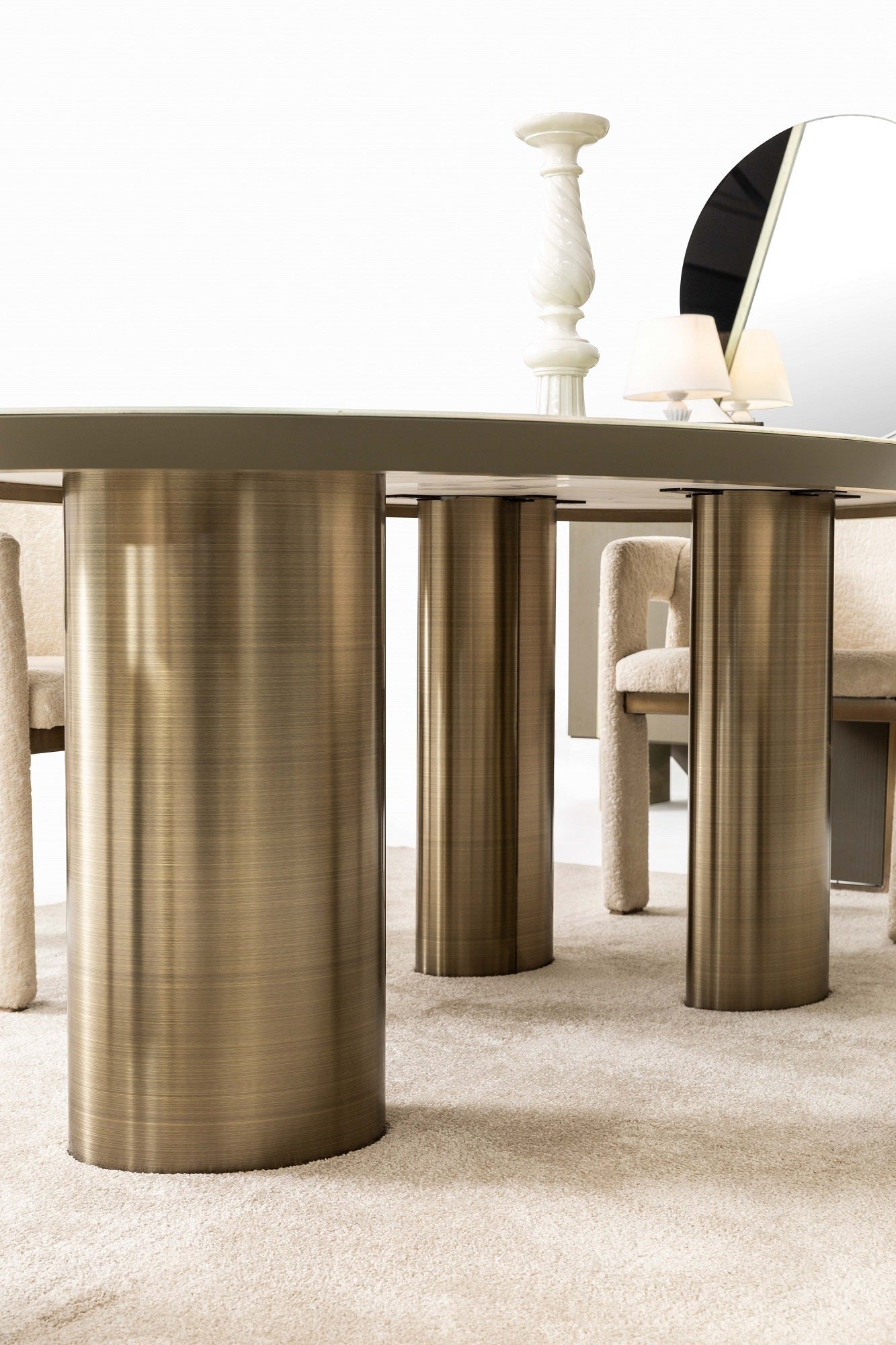 Da Vinci Dining Table