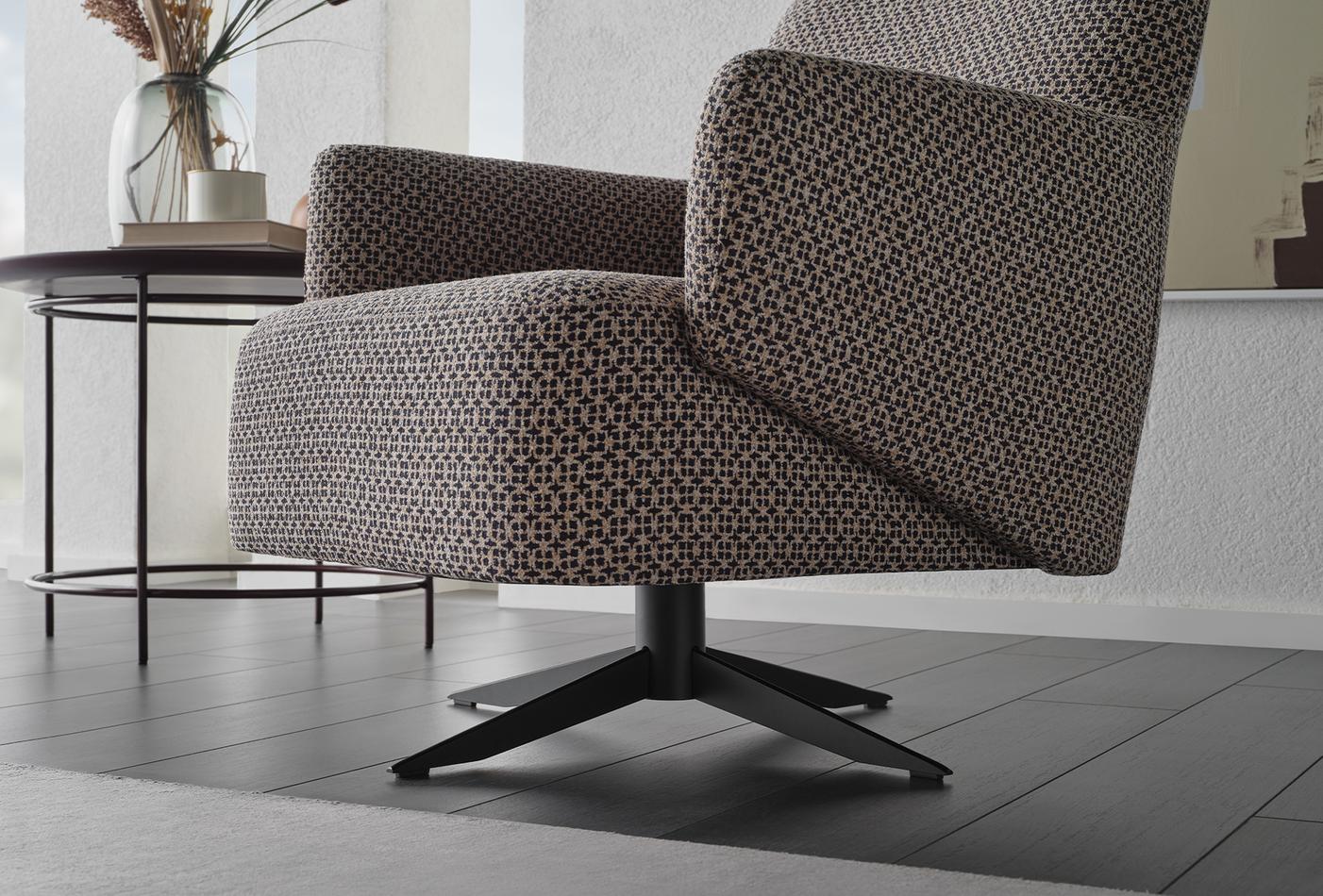 Parma Swivel Chair