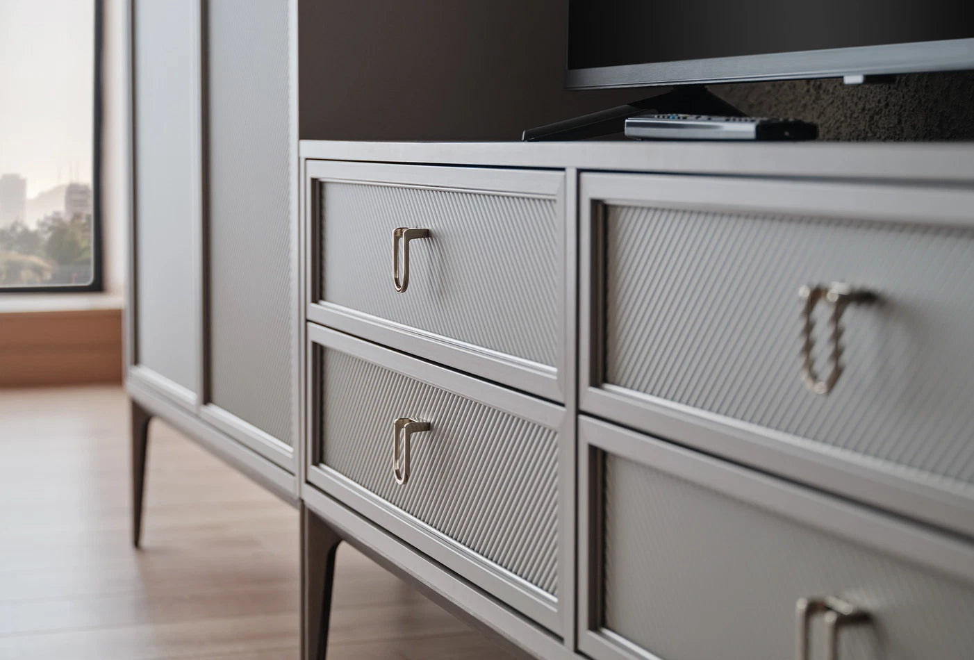 Hera TV Unit