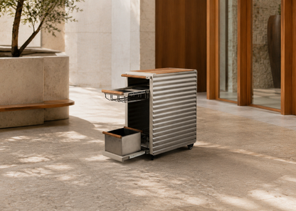 Draught in Wind Court Pavilion – lifestyle view
