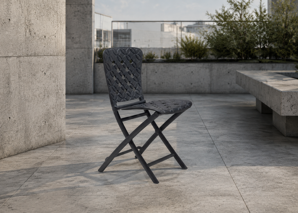 Zac Anthracite in Brutalist Grey Roof Garden – lifestyle view